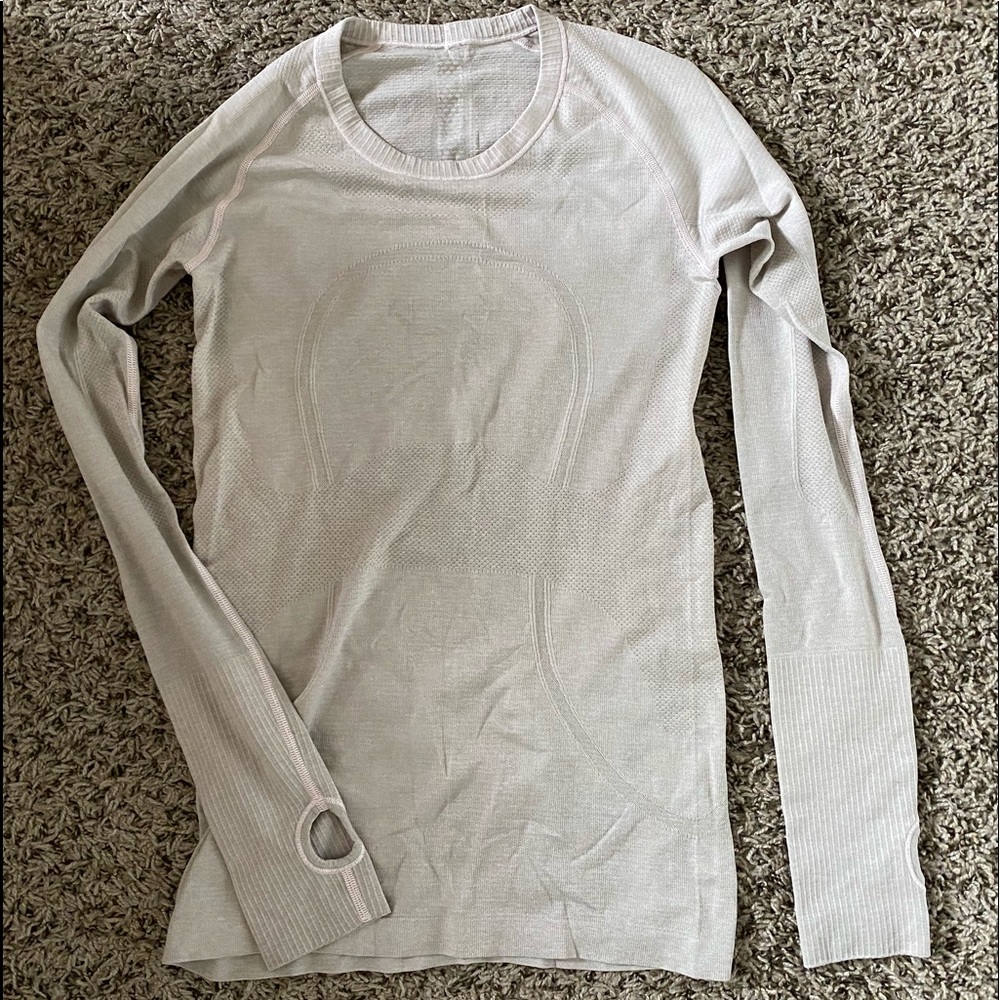 LULULEMON LONG SLEEVED